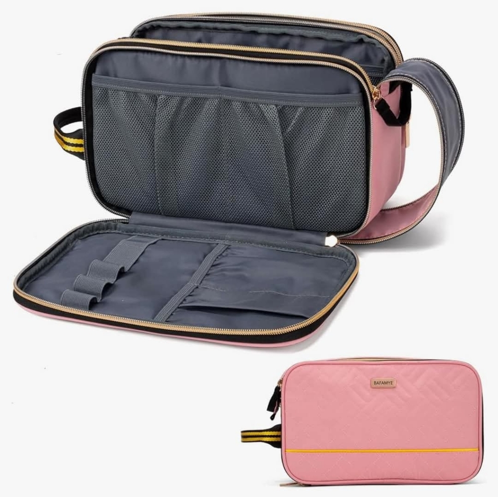 Travel toiletry bag